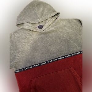 Vintage Tommy Hilfiger sweater